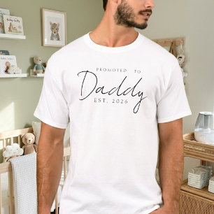 Camiseta Ascendido a Diseño de Escritura Clásico de Año EST