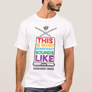 Camiseta Así suena la democracia - color
