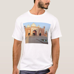 Camiseta Asia, India, Uttar Pradesh, Agra. En la