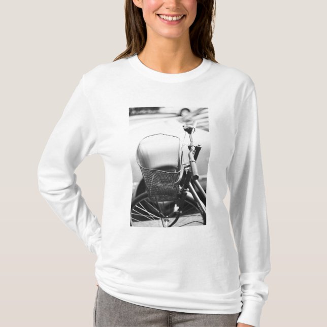 Camiseta Asia, Japón, Tokio. Cesta de bicicletas en Ginza (Anverso)