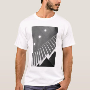 Camiseta Asia, Japón, Tokio. Escaleras en el Tokio