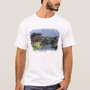 Camiseta Asia, Myanmar, lago Inle. Un pueblo flotante en
