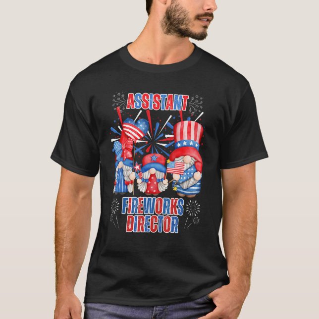 Camiseta Assistant Fireworks Director Gnomes American Flag  (Anverso)
