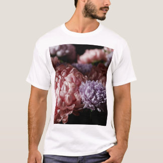 Camiseta Aster rosa Bouquet: Iluminación barroca.