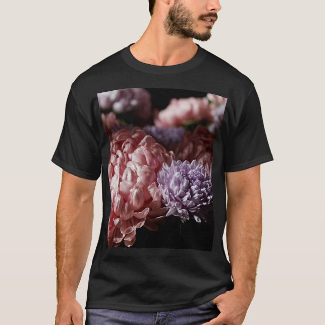 Camiseta Aster rosa Bouquet: Iluminación barroca. (Anverso)