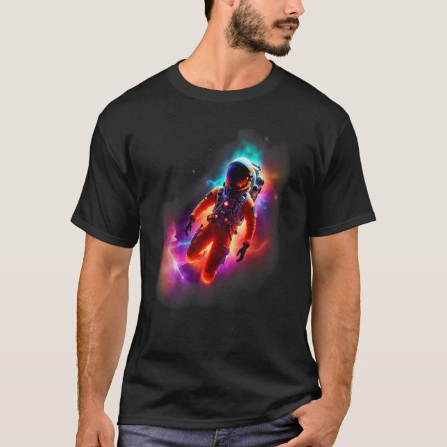 Camiseta Astronaut Exploring a Colorful Nebula (Anverso)