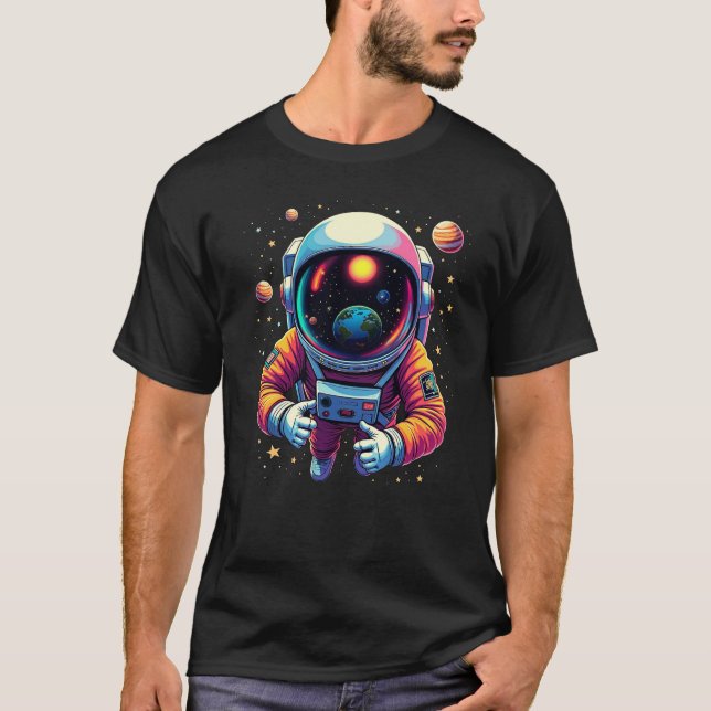Camiseta Astronaut in Outer Space Earth in Visor Graphic (Anverso)