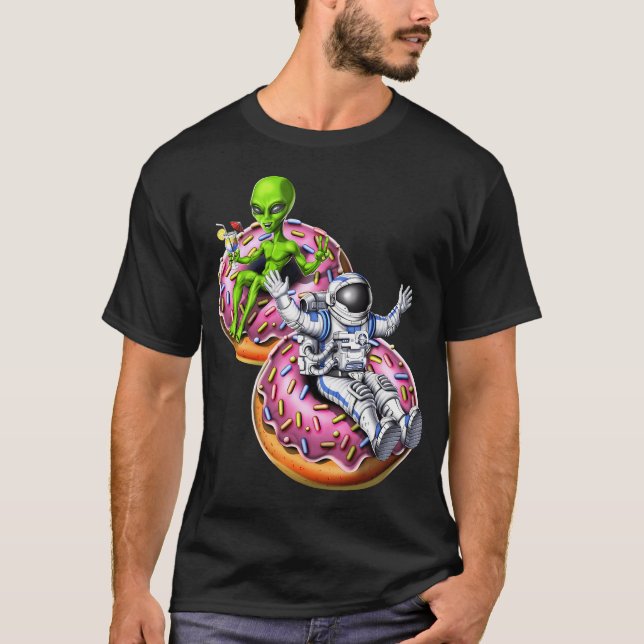 Camiseta Astronauta Alien Montando Donut (Anverso)