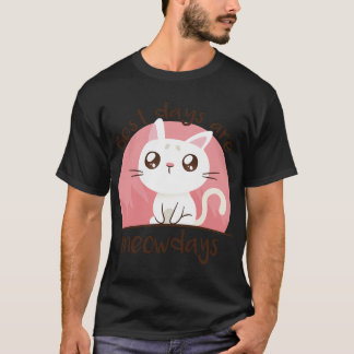 Camiseta Astronauta en el espacio con lanzacohetes.