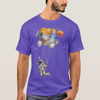 Camiseta Astronauta en el espacio ultraterrestre sostiene u