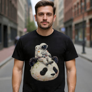 Camiseta Astronauta en una surrealista y divertida panda es