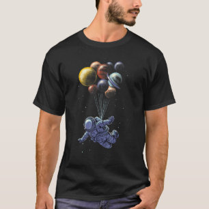 Camiseta Astronauta Holding Planet Balloons Solar System Sp