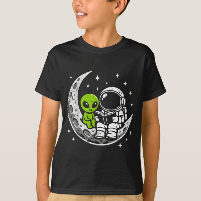 Camiseta Astronauta leyendo libro alienígena luna espacio  (Anverso)
