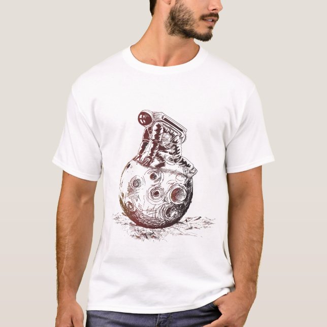 Camiseta astronauta sobre un ilustracion lunar (Anverso)