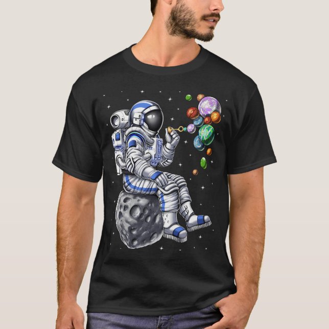 Camiseta Astronauta Soplando Burbujas (Anverso)