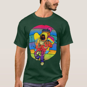 Camiseta Astronauta sostiene una bandera LGBT panseual y se