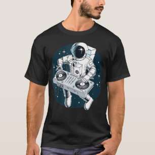 Camiseta Astronauta toca DJ transversal en estrellas espaci