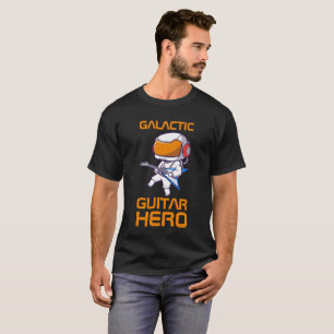 Camiseta astronauta tocando guitarra