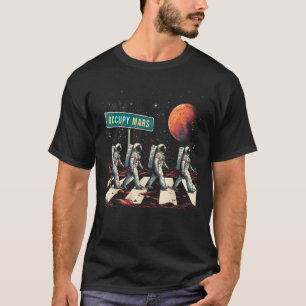 Camiseta Astronautas Caminando en el Espacio Ocupan Marte