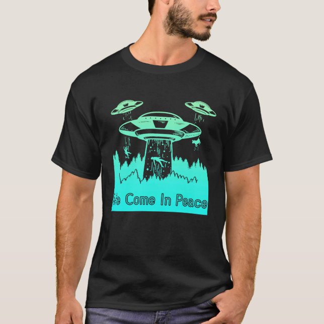 Camiseta Astronautas que vuelan OVNI Saucer son extranjeros (Anverso)
