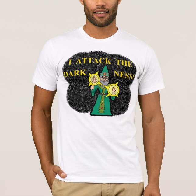 Camiseta Ataco la oscuridad (Anverso)