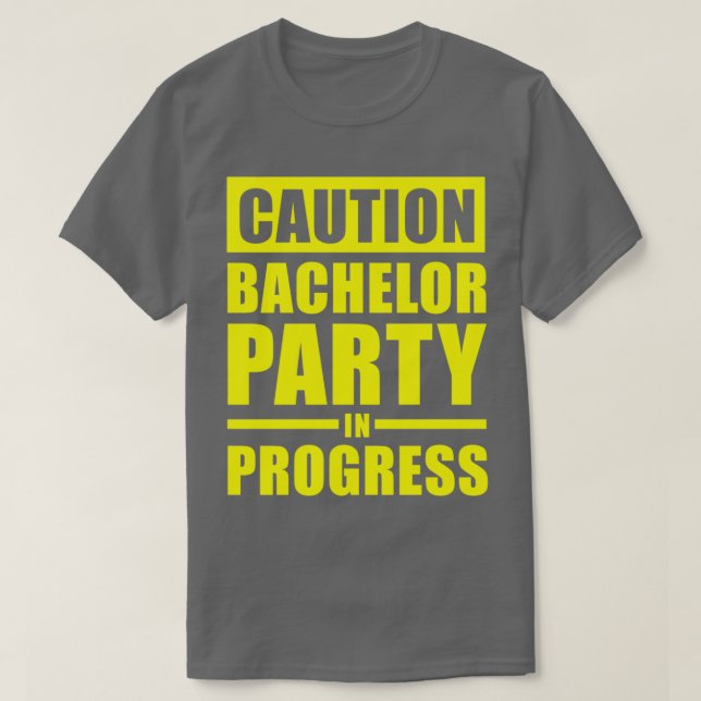 Camiseta Atención a la fiesta de despedida de soltera Idea  (Diseño del anverso)