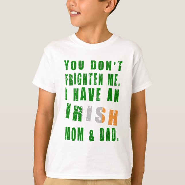 Camiseta Aterrador mamá y papá irlandeses (Anverso)