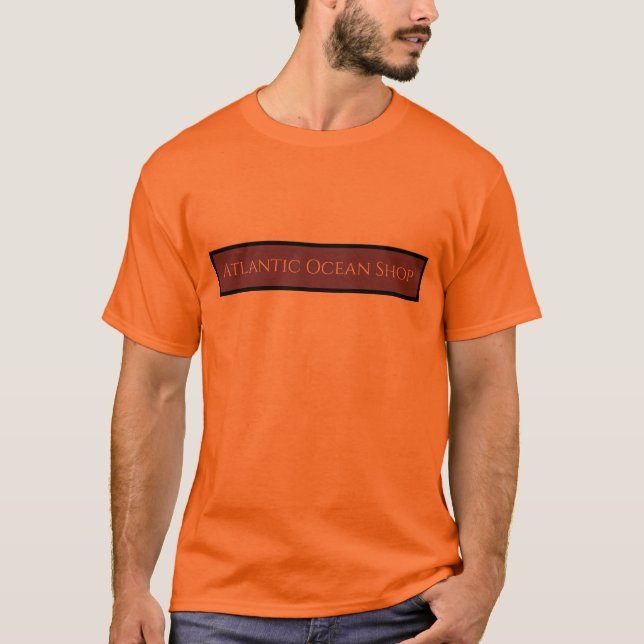 Camiseta atractiva y más ropa (Anverso)