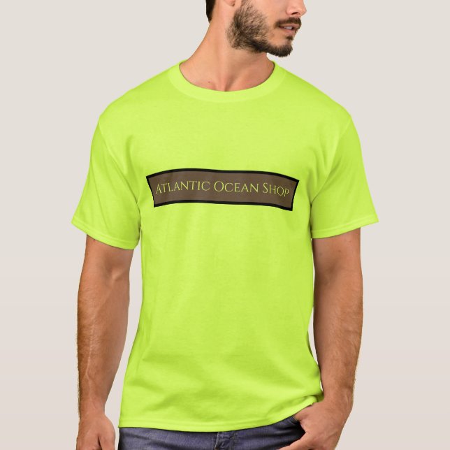 Camiseta atractiva y más ropa (Anverso)