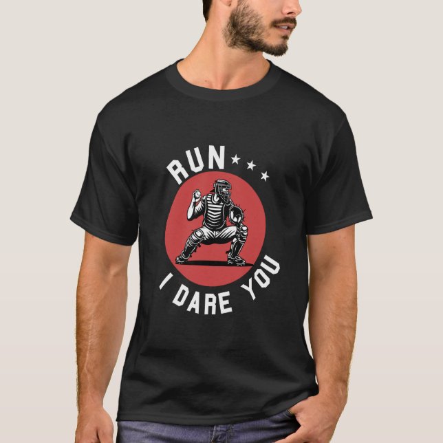Camiseta Atrapada Divertida de Béisbol Te Desafío a Correr  (Anverso)