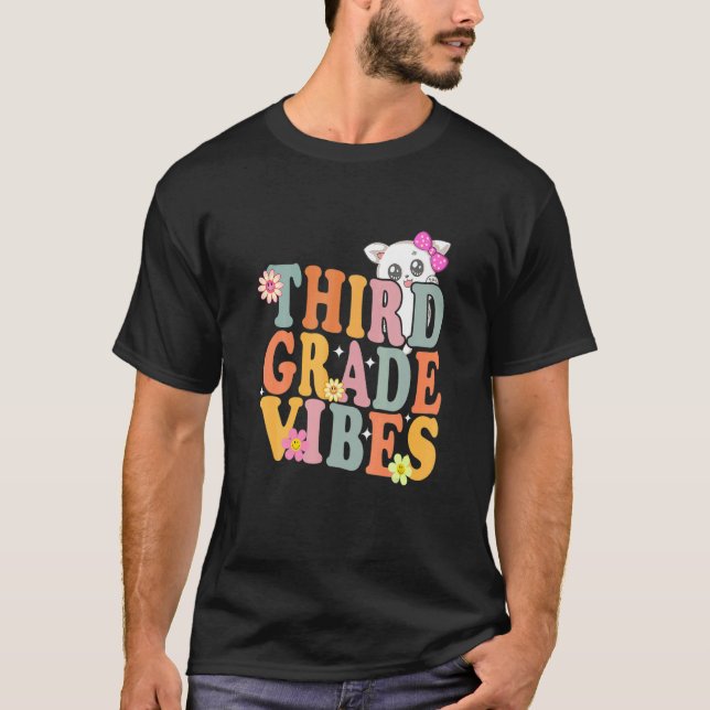 Camiseta Atrás De La Escuela De Ave Grado Vibes Estudiante  (Anverso)