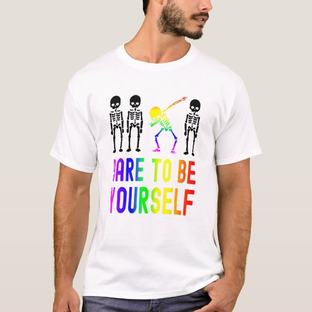 Camiseta Atrévase A Estar Con El Orgullo Lgbt Skeleton Dabb (Anverso)