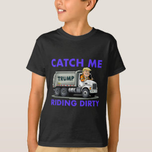 Camiseta Atrévase en el sucio voto de Garbyge Trump Truck T
