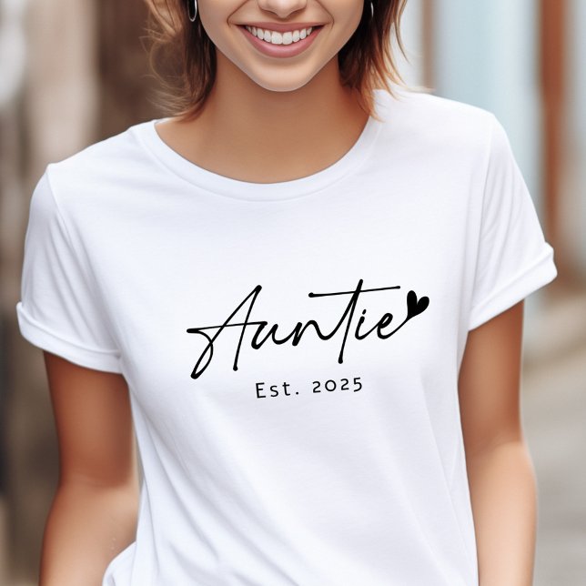 Camiseta Auntie Est año escritura manuscrita corazón (Auntie Est year handwritten script heart T-Shirt)