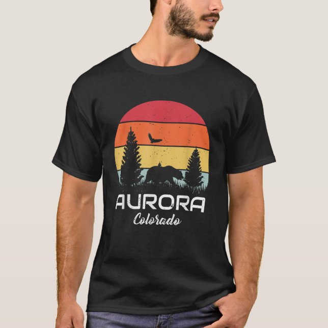 Camiseta Aurora Colorado Mountain Forest Retro Sunset (Anverso)