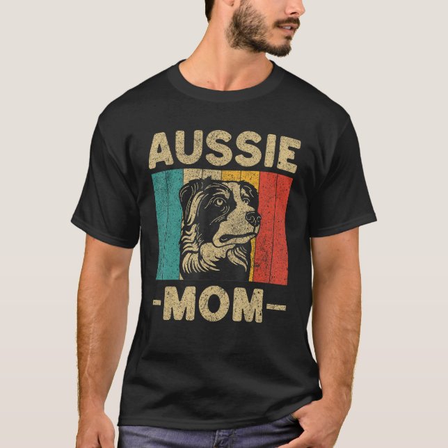 Camiseta Aussie Mom  Retro Australian Shepherd (Anverso)