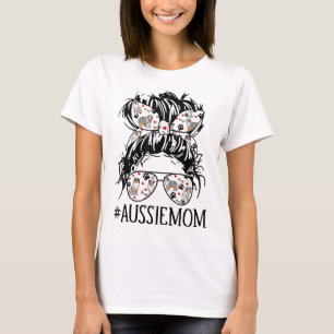 Camiseta Aussie Mom, una desordenada madre femenina, mira u