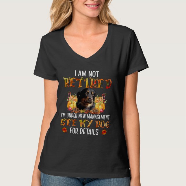 Camiseta Aussie Rottie Dogs I Am Not Retired (Anverso)