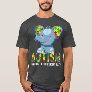 Camiseta autismo elefante caminando por un camino diferente