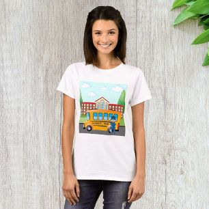 Camiseta Autobús Escolar Amarillo con Conductor y Edificio 