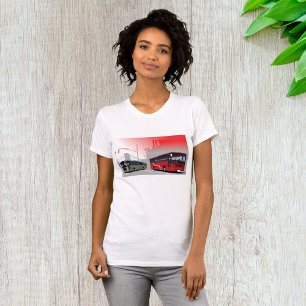 Camiseta Autobuses urbanos: vagones verdes rojos en las cal