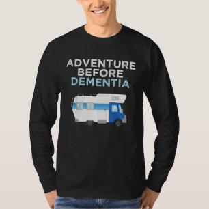 Camiseta Aventura antes del divertido campamento de retiro 