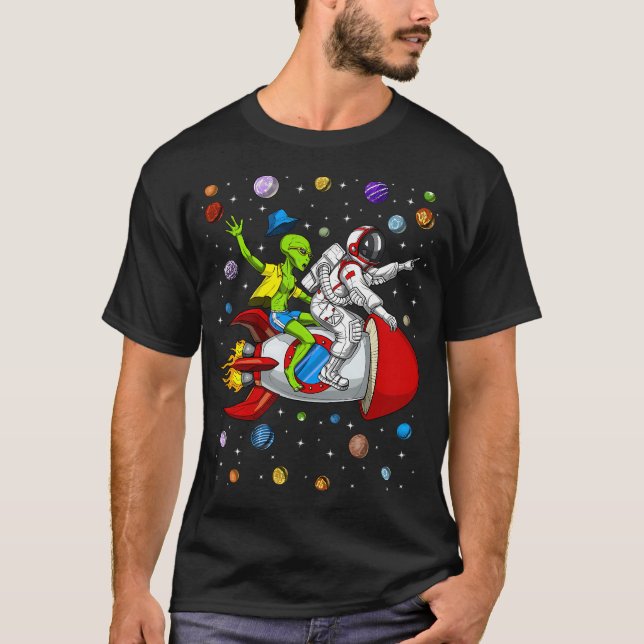 Camiseta Aventura de Cohete de Astronauta Extranjero (Anverso)