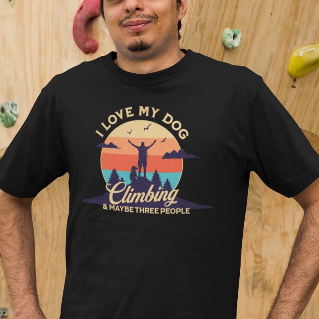 Camiseta Aventura de mamá de perros montañosos (Subido por el creador)