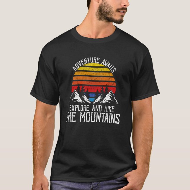 Camiseta Aventura Espera Explorar Caminar Senderos De Monta (Anverso)