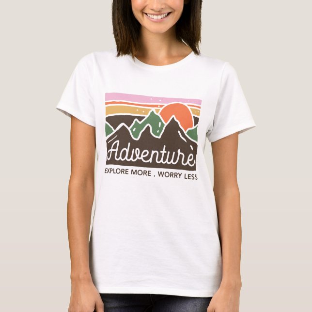 Camiseta Aventura Explorar más preocupación menos (Anverso)