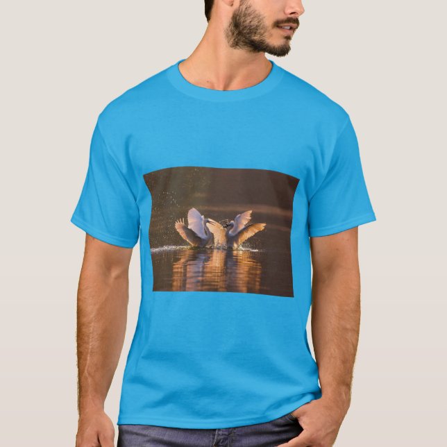 Camiseta Aves Elegantes & Alas Emplumadas (Anverso)