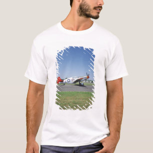 Camiseta Avión P-51 C Tuskegee Red Tail en el CAF Air