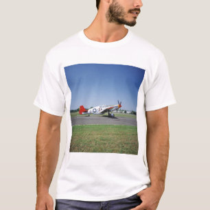 Camiseta Avión P-51 C Tuskegee Red Tail en el CAF Air