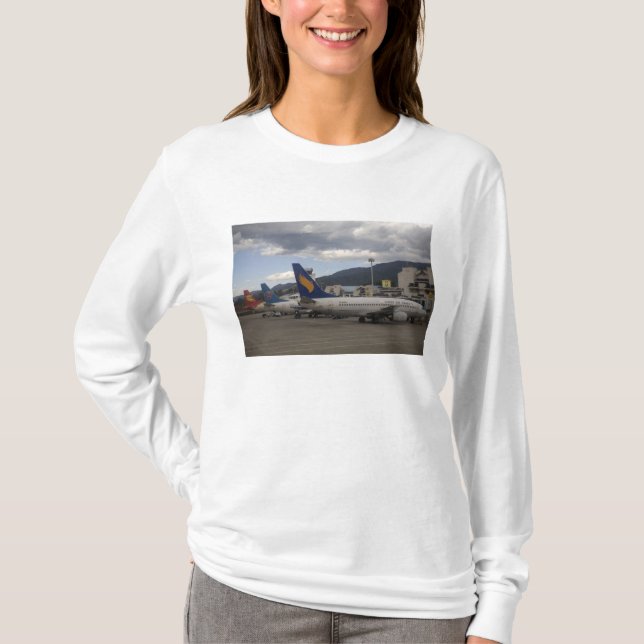 Camiseta Aviones de aviación nacionales chinos en fila (Anverso)